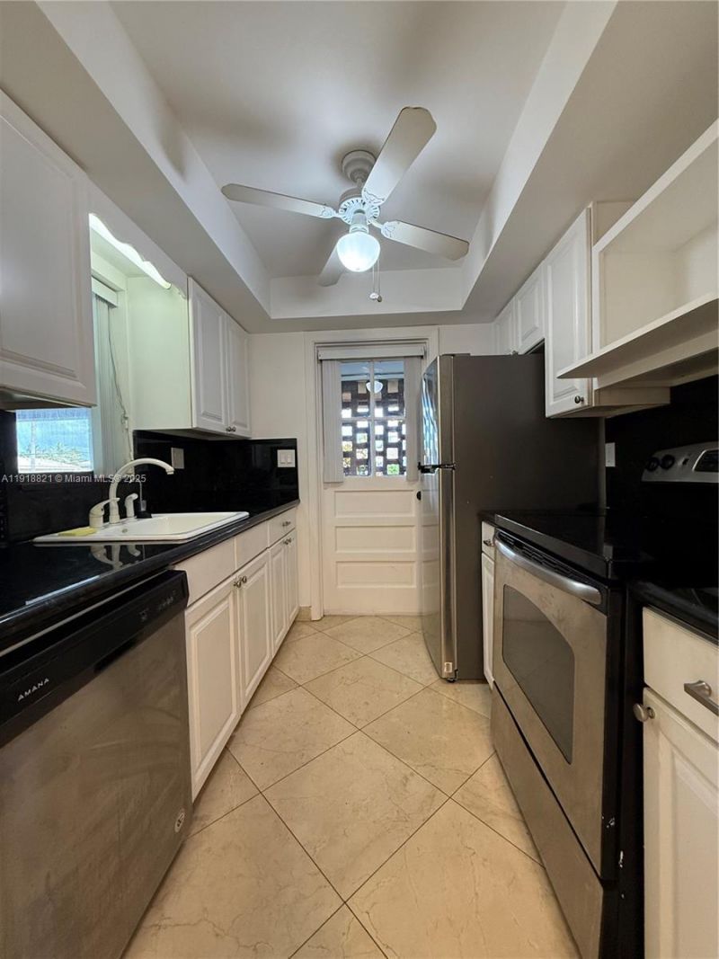 300 NW 42nd St, Boca Raton, FL 33431 Photo