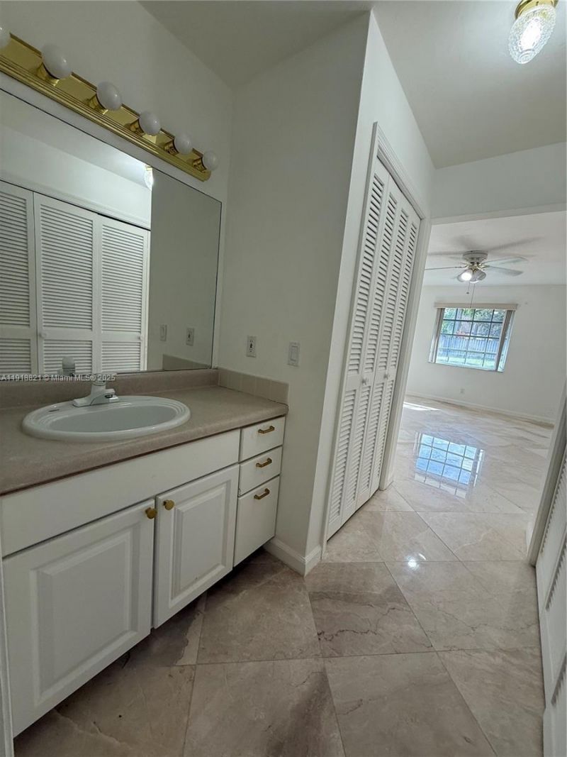300 NW 42nd St, Boca Raton, FL 33431 Photo