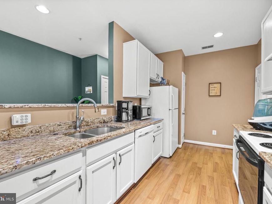 16 Hawk Rise Lane, Unit 204, Owings Mills, MD 21117 Main Photo