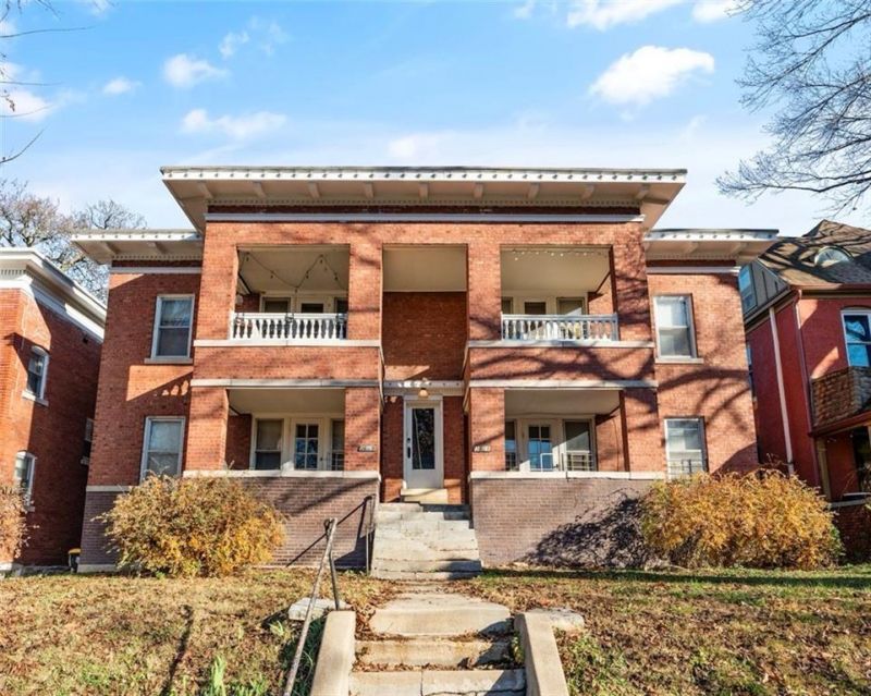 3619 Wyandotte Street, Kansas City, MO 64111 Main Photo