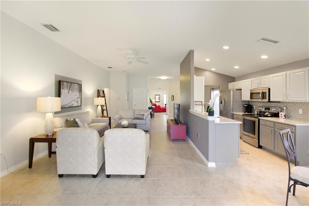 9538 Hemingway Ln, Fort Myers, FL 33913 Photo