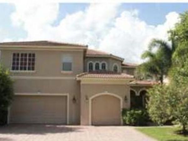 1257 Beacon Circle, Wellington, FL 33414