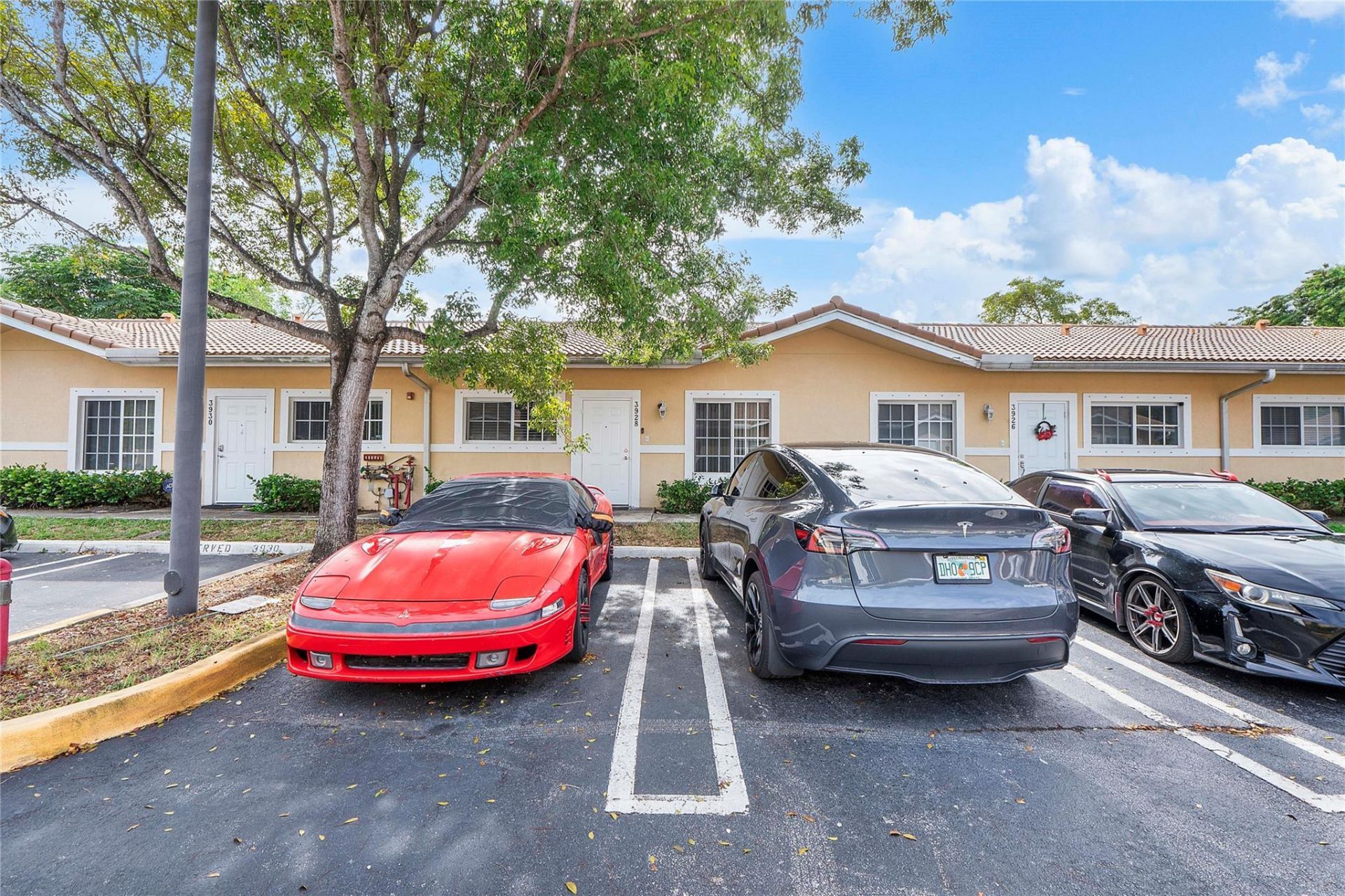 Please Call For Address, Unit B-13, Pembroke Park, FL 33023 Photo