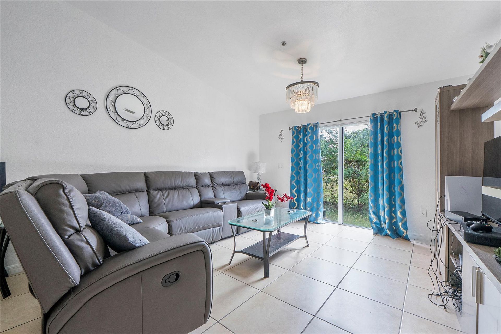 Please Call For Address, Unit B-13, Pembroke Park, FL 33023 Photo