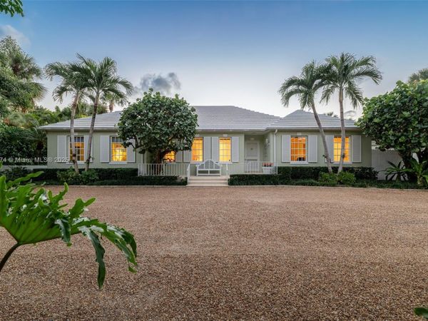 18 Gomez Rd, Jupiter Island, FL 33455