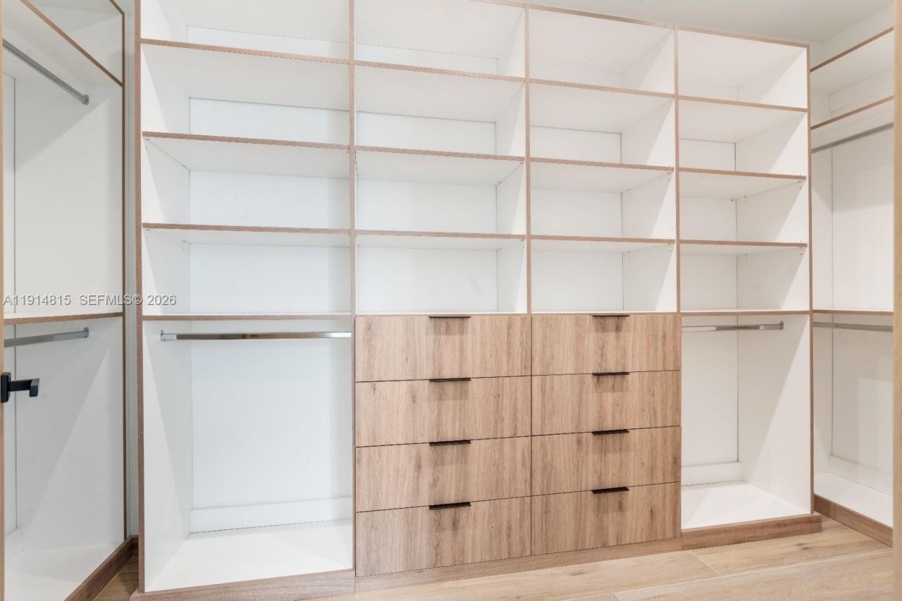 207 NE 17th Ave, Fort Lauderdale, FL 33301 Photo