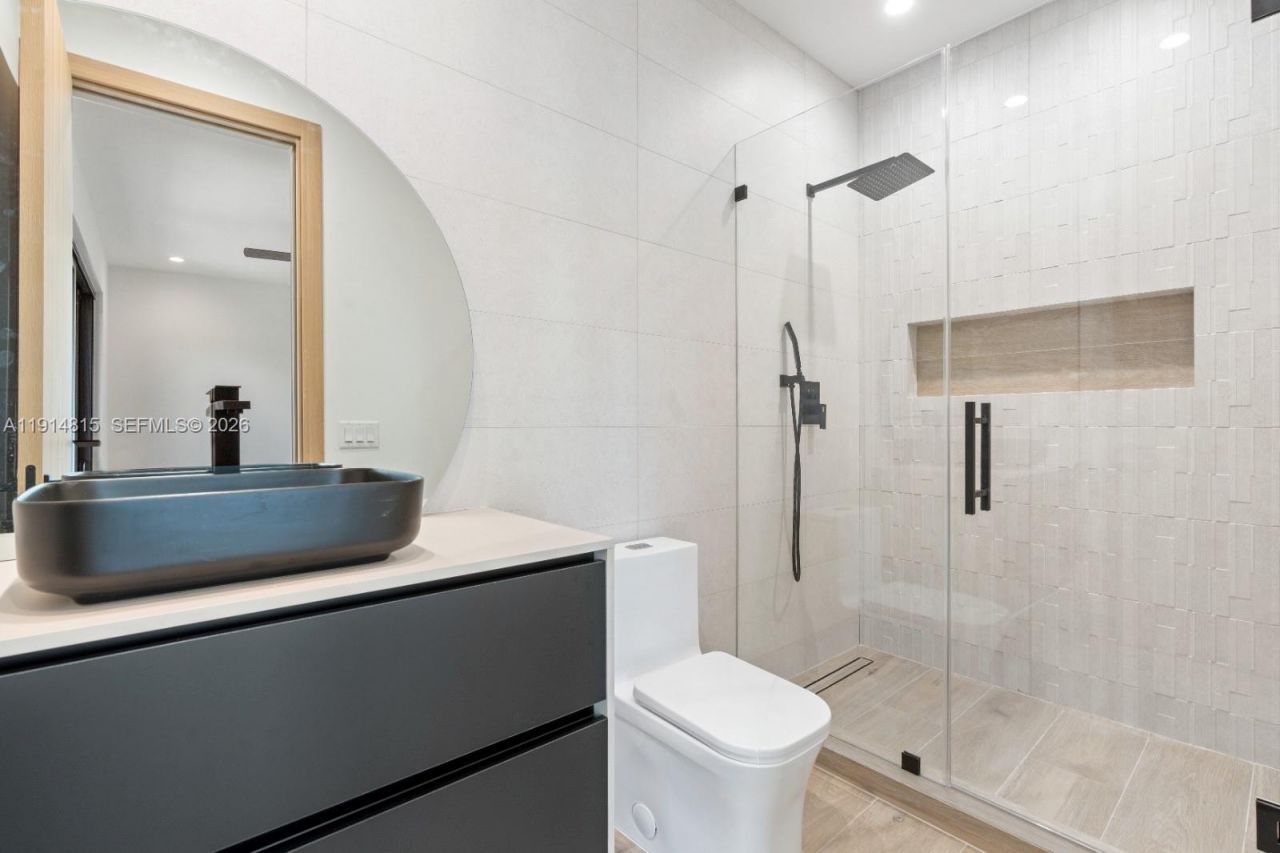 207 NE 17th Ave, Fort Lauderdale, FL 33301 Photo