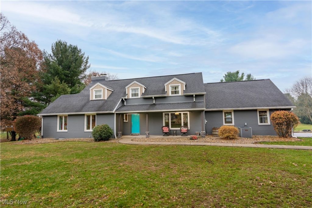 704 Reno Drive, Louisville, OH 44641 Main Photo