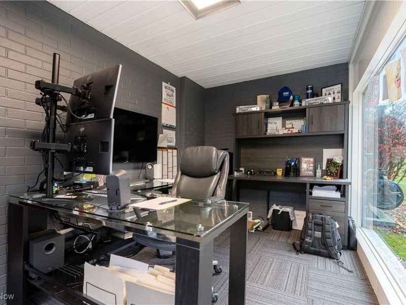 704 Reno Drive, Louisville, OH 44641 Photo 18