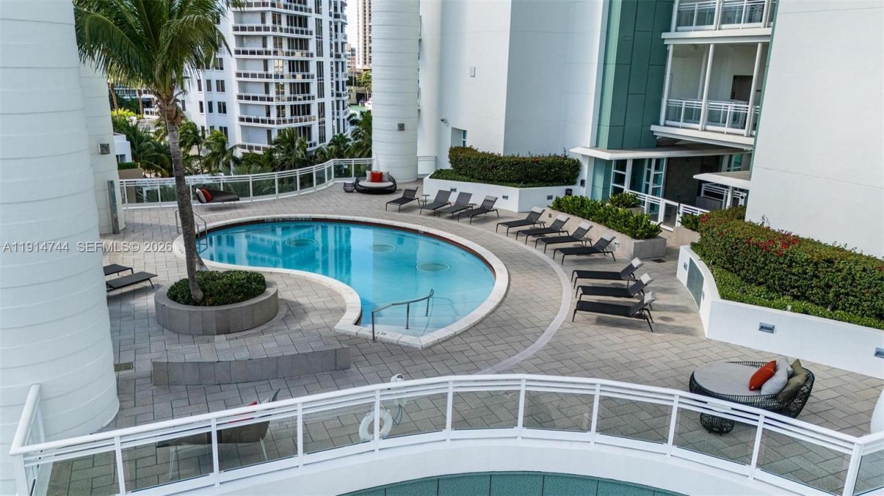 900 Brickell Key Blvd, Unit 1403, Miami, FL 33131 Photo