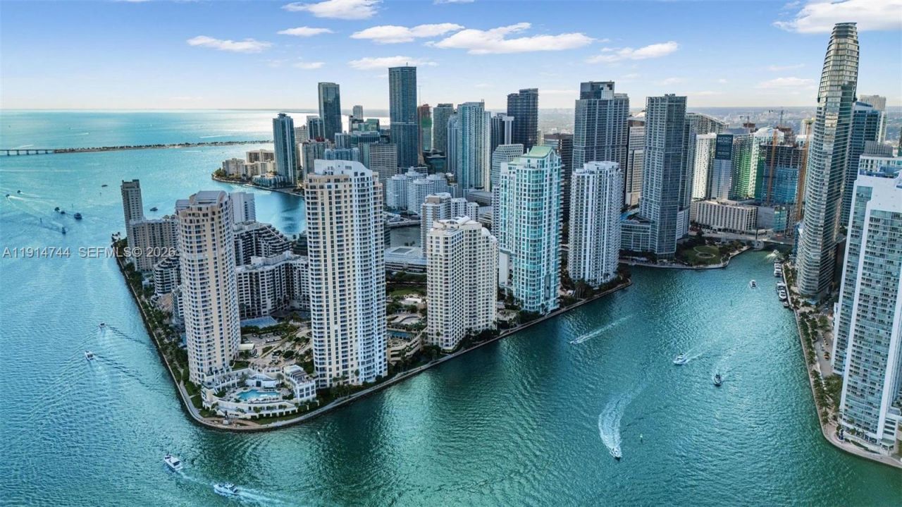 900 Brickell Key Blvd, Unit 1403, Miami, FL 33131 Photo