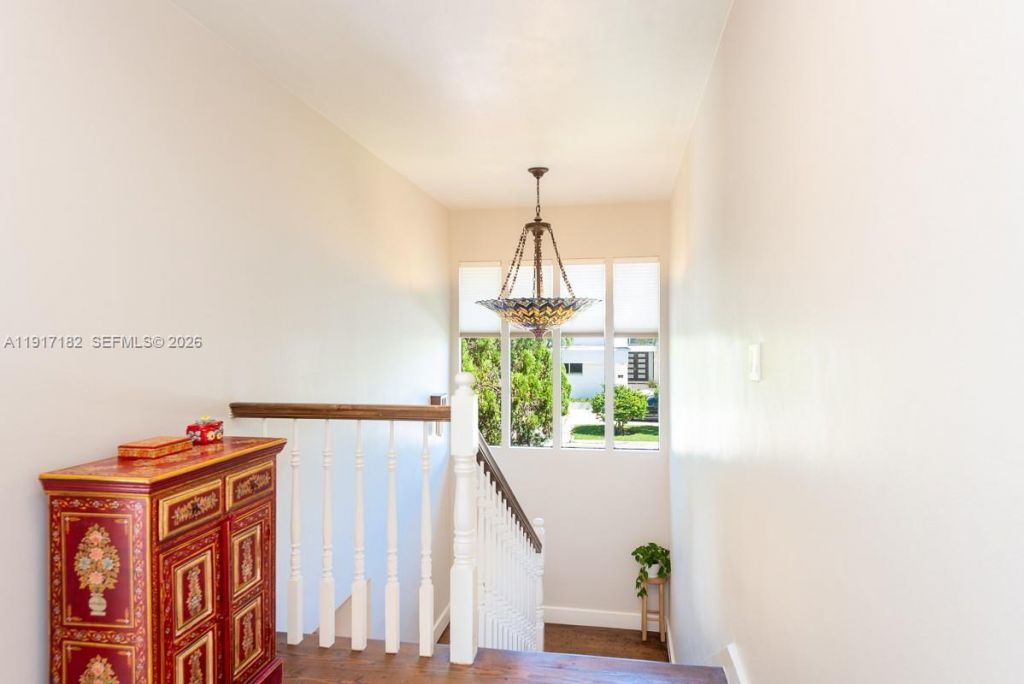 9400 E Broadview Dr, Bay Harbor Islands, FL 33154 Photo