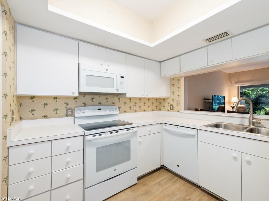 4251 Lake Forest Dr, Unit 211, Bonita Springs, FL 34134 Photo