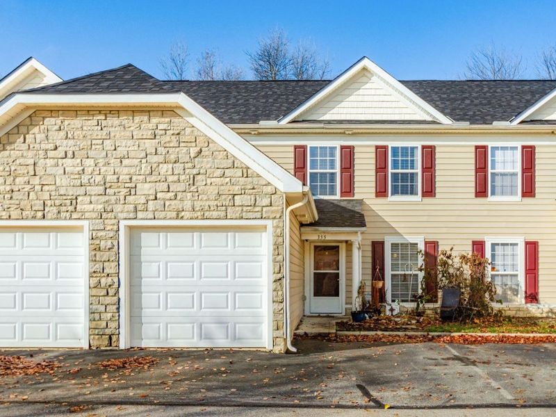 355 Dysar Run Drive, Unit 26, Blacklick, OH 43004 Photo 1