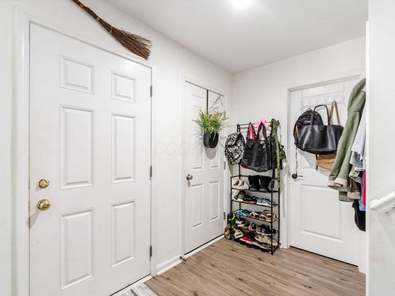 355 Dysar Run Drive, Unit 26, Blacklick, OH 43004 Photo 13