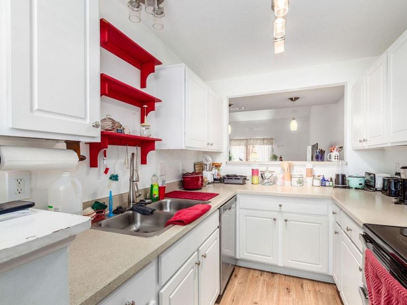 355 Dysar Run Drive, Unit 26, Blacklick, OH 43004 Photo 16