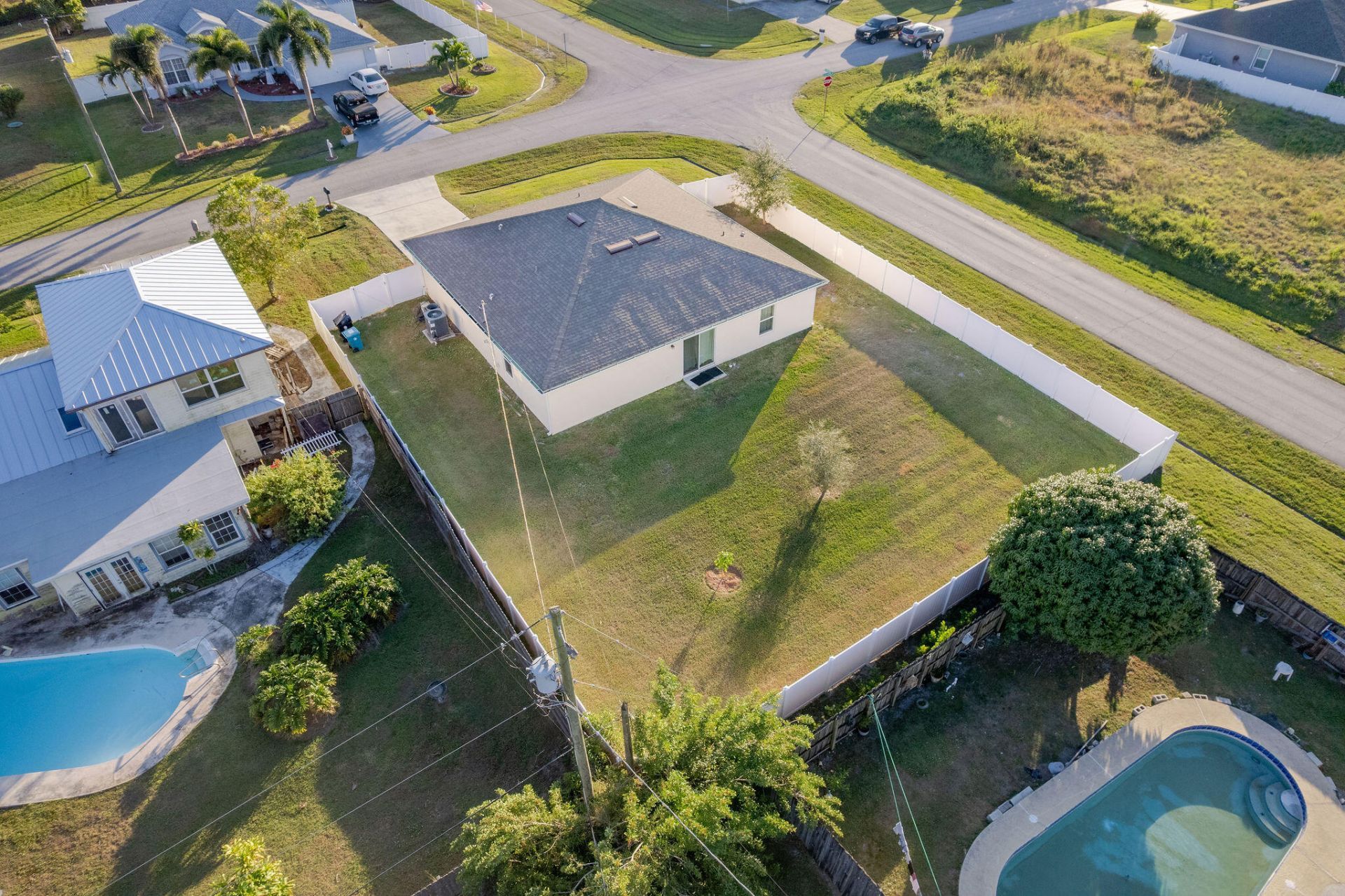 597 NW Kilpatrick Avenue, Port Saint Lucie, FL 34983 Photo