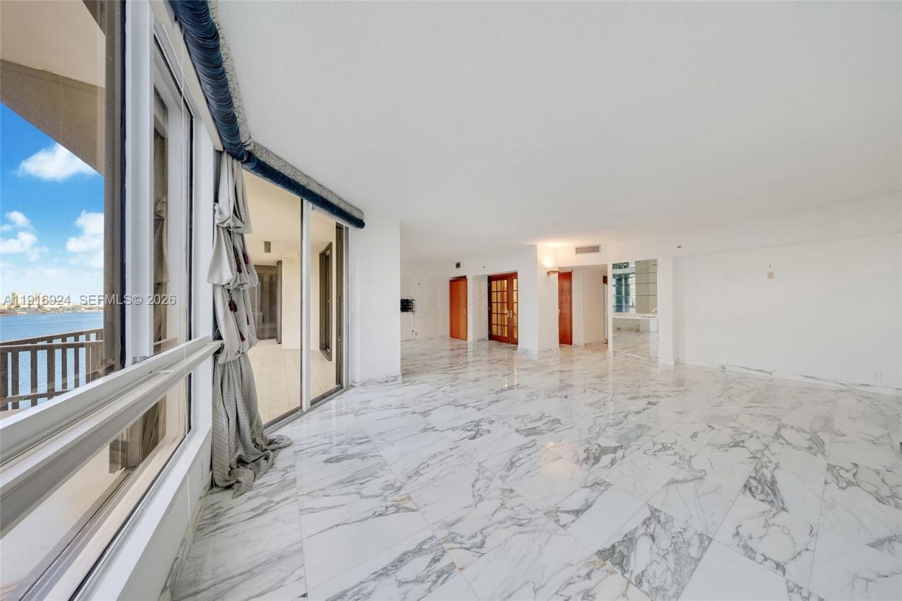 520 Brickell Key Dr, Unit A1104, Miami, FL 33131 Photo