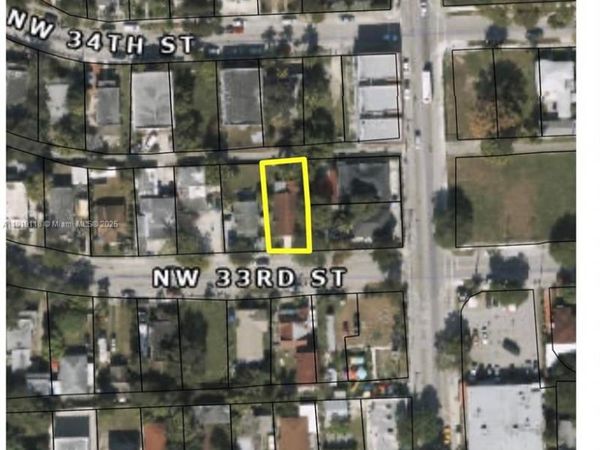 221 NW 33rd St, Miami, FL 33127