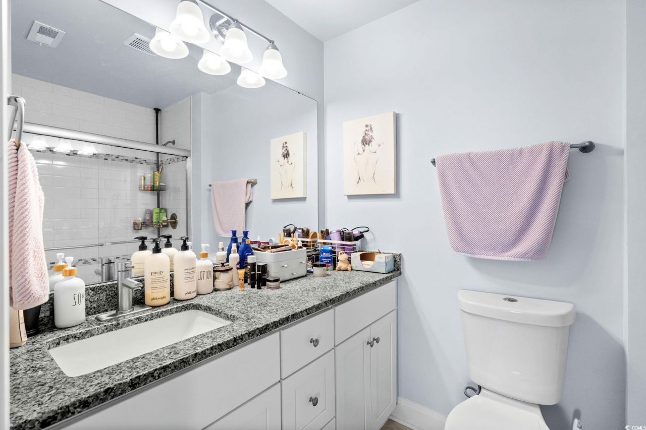 804 Moen Pl. Photo 16