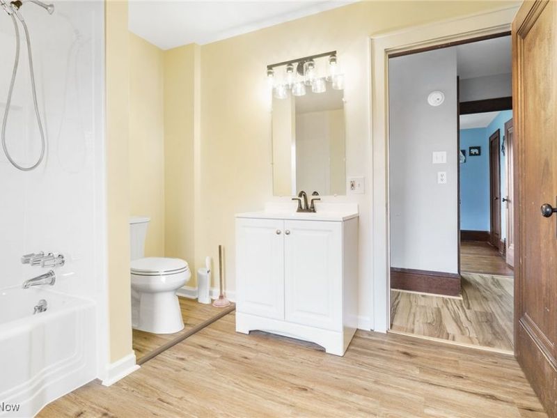 3840 Waynesburg Drive SE, Canton, OH 44707 Photo 21