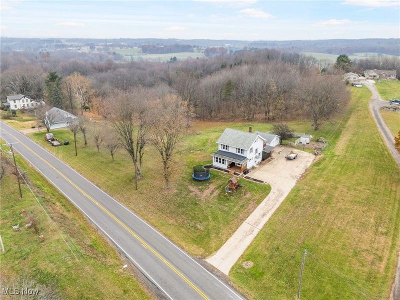 3840 Waynesburg Drive SE, Canton, OH 44707 Photo 4