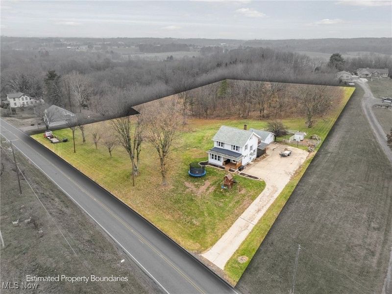 3840 Waynesburg Drive SE, Canton, OH 44707 Photo 5