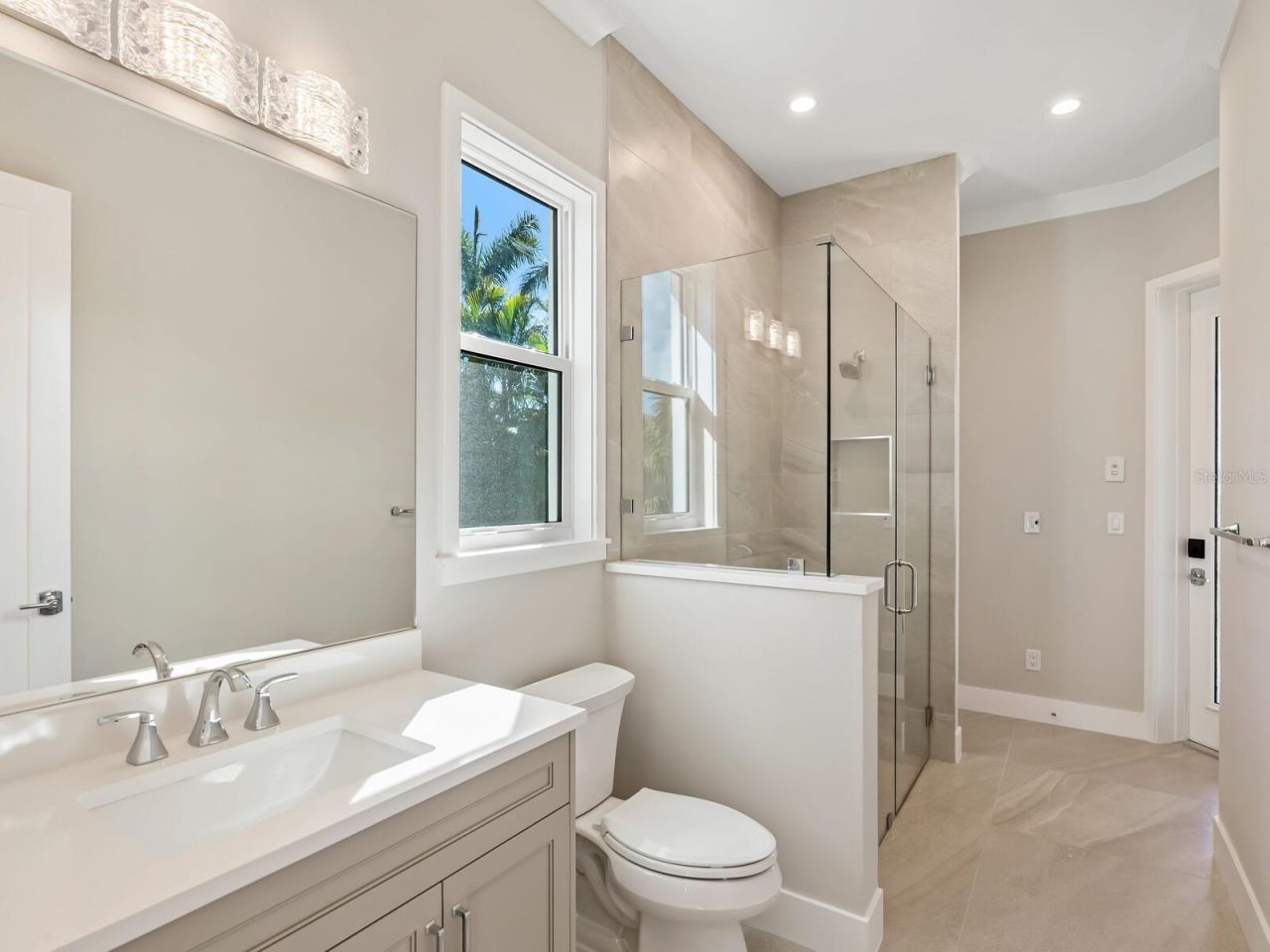 482 E Royal Flamingo Drive, Sarasota, FL 34236 Photo