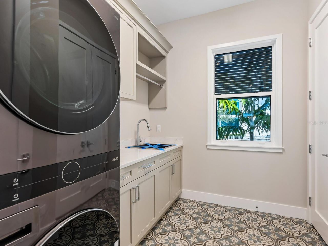 482 E Royal Flamingo Drive, Sarasota, FL 34236 Photo