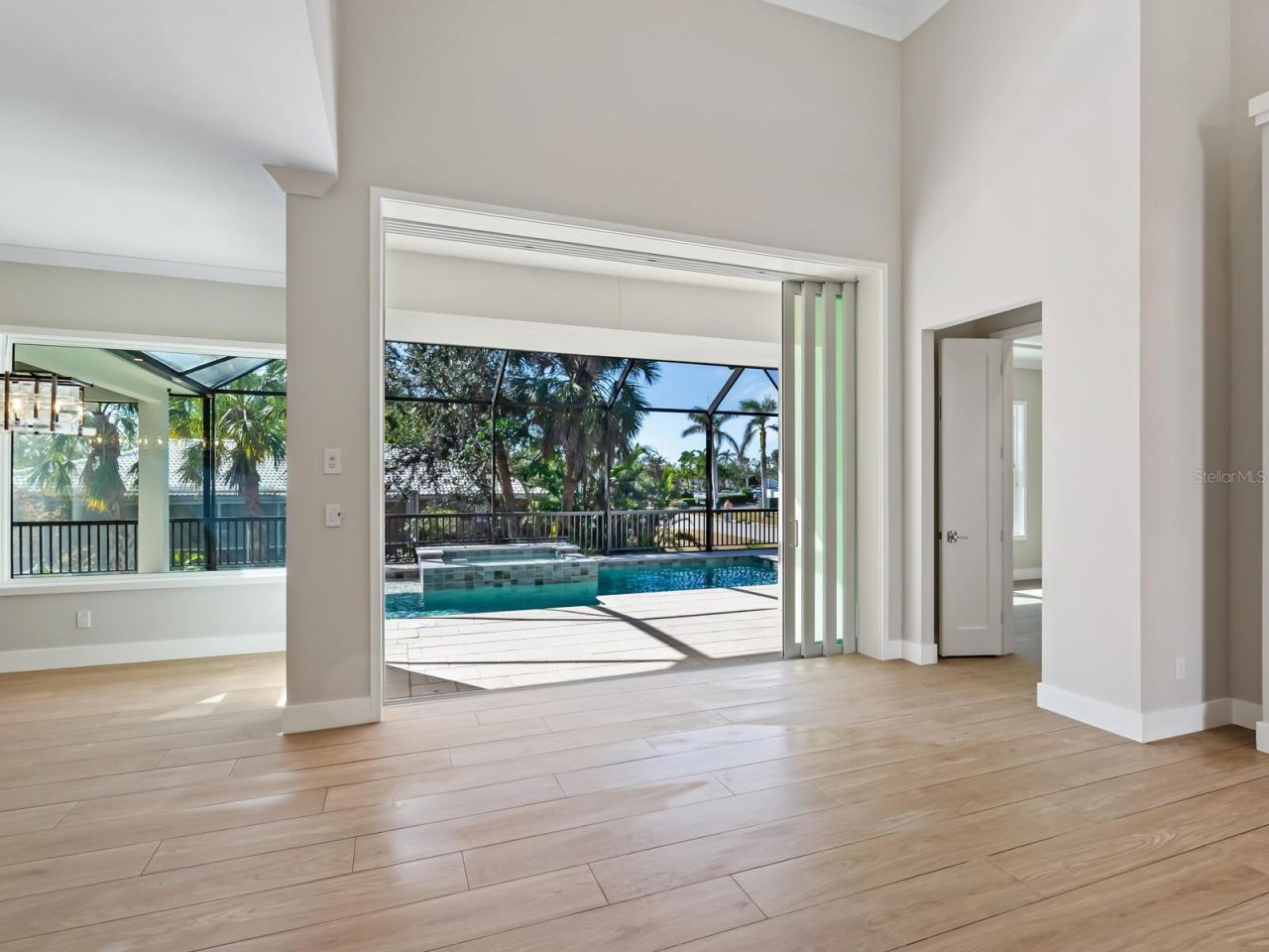 482 E Royal Flamingo Drive, Sarasota, FL 34236 Photo