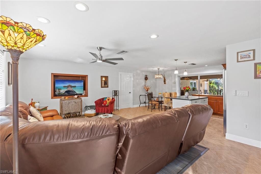 2569 Outrigger Ln, Naples, FL 34104 Photo