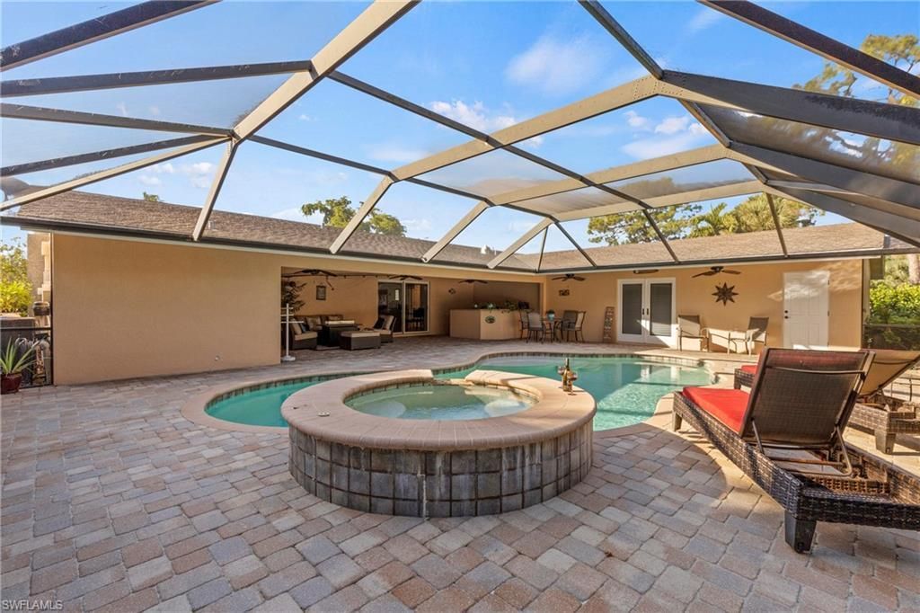2569 Outrigger Ln, Naples, FL 34104 Photo
