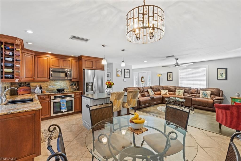 2569 Outrigger Ln, Naples, FL 34104 Photo