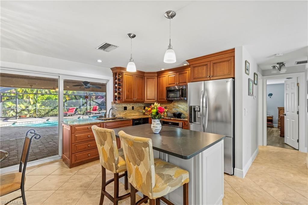2569 Outrigger Ln, Naples, FL 34104 Photo
