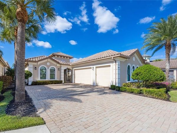 14693 Reserve LN, NAPLES, FL 34109