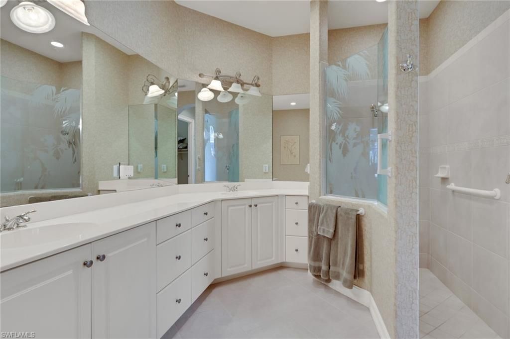 3134 Santorini Ct, Naples, FL 34119 Photo