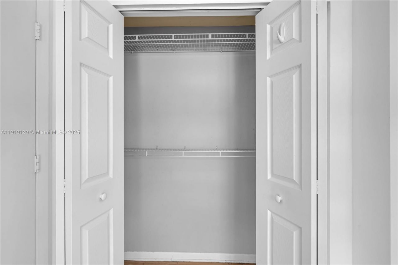 1542 Drexel Ave, Unit 306, Miami Beach, FL 33139 Photo