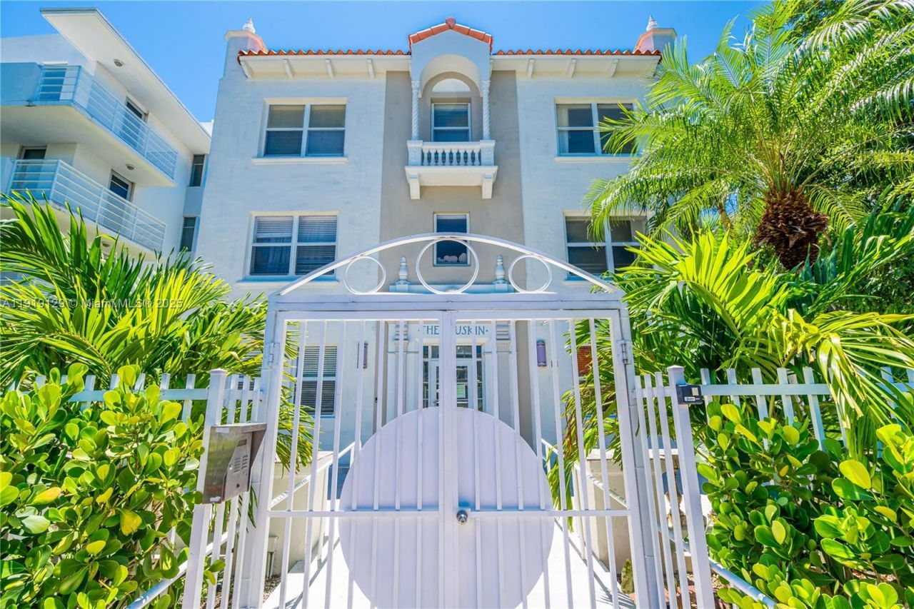 1542 Drexel Ave, Unit 306, Miami Beach, FL 33139 Photo