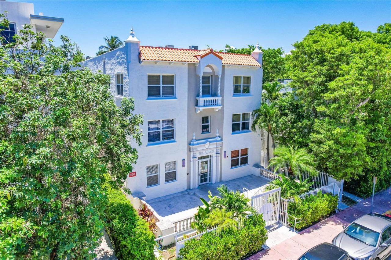 1542 Drexel Ave, Unit 306, Miami Beach, FL 33139 Photo