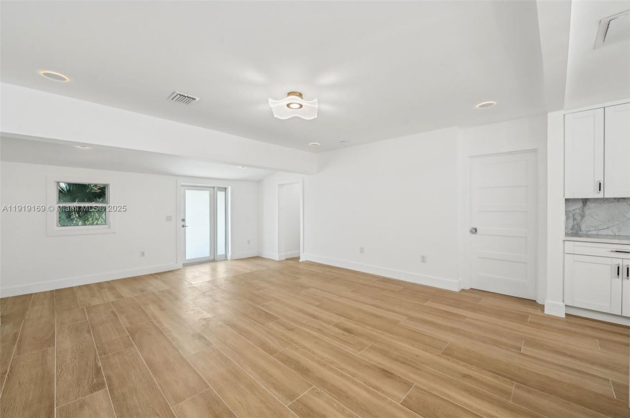 2001 SW 23rd Ave, Fort Lauderdale, FL 33312 Photo