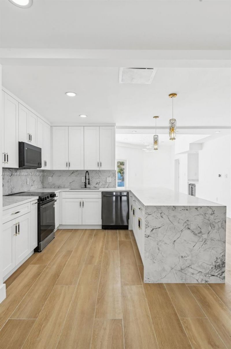 2001 SW 23rd Ave, Fort Lauderdale, FL 33312 Photo