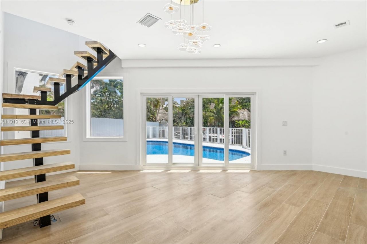 2001 SW 23rd Ave, Fort Lauderdale, FL 33312 Photo