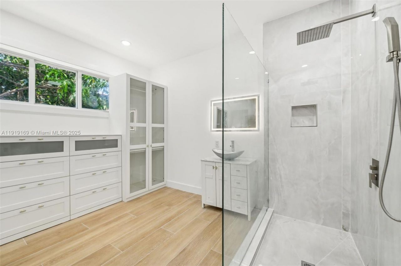 2001 SW 23rd Ave, Fort Lauderdale, FL 33312 Photo