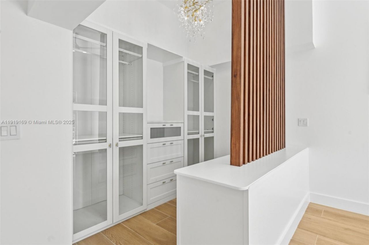 2001 SW 23rd Ave, Fort Lauderdale, FL 33312 Photo