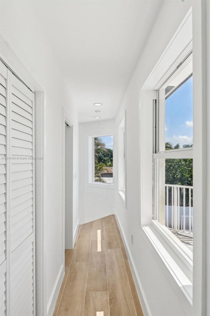 2001 SW 23rd Ave, Fort Lauderdale, FL 33312 Photo