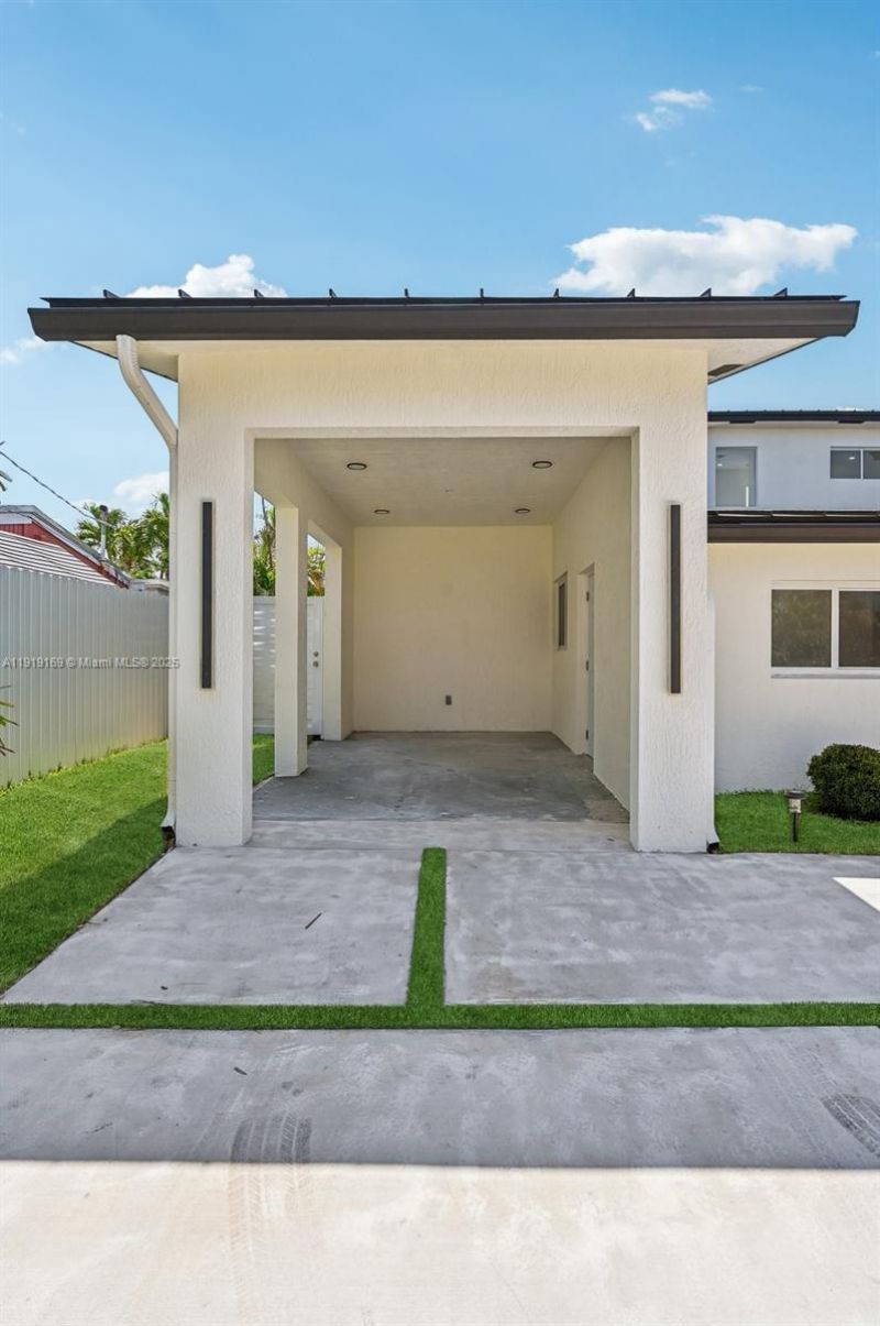 2001 SW 23rd Ave, Fort Lauderdale, FL 33312 Photo