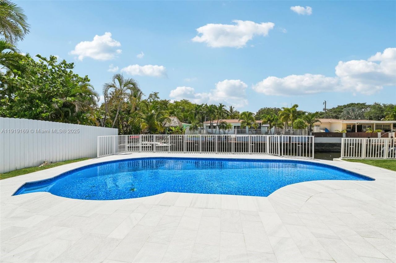 2001 SW 23rd Ave, Fort Lauderdale, FL 33312 Photo