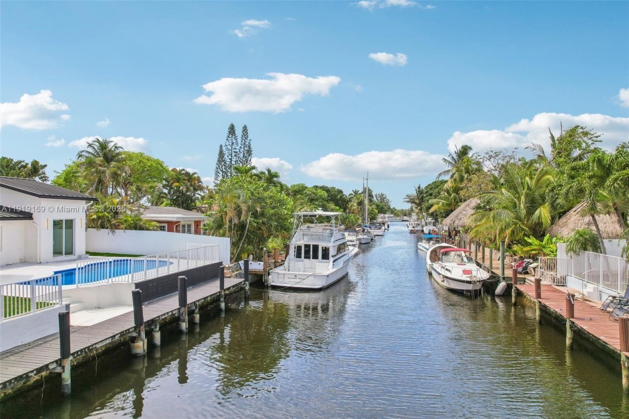 2001 SW 23rd Ave, Fort Lauderdale, FL 33312 Photo