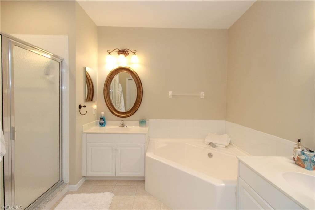 3435 Laurel Greens Ln S, Unit 201, Naples, FL 34119 Photo