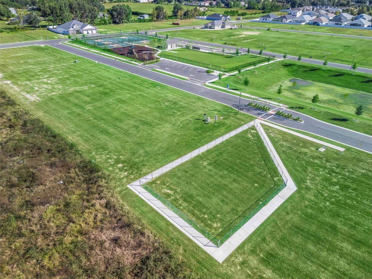 Ne 125th Loop, Phase 3, Oxford, FL 34484 Photo